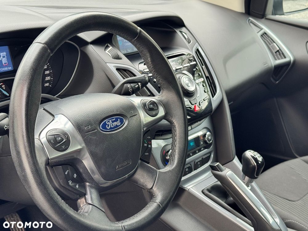 Ford Focus 1.6 EcoBoost Titanium - 18