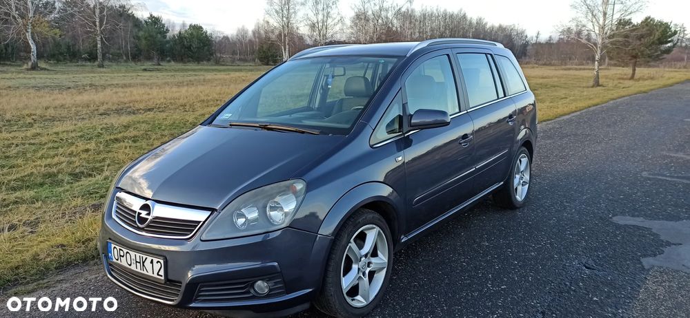 Opel Zafira 1.8 Family - 1