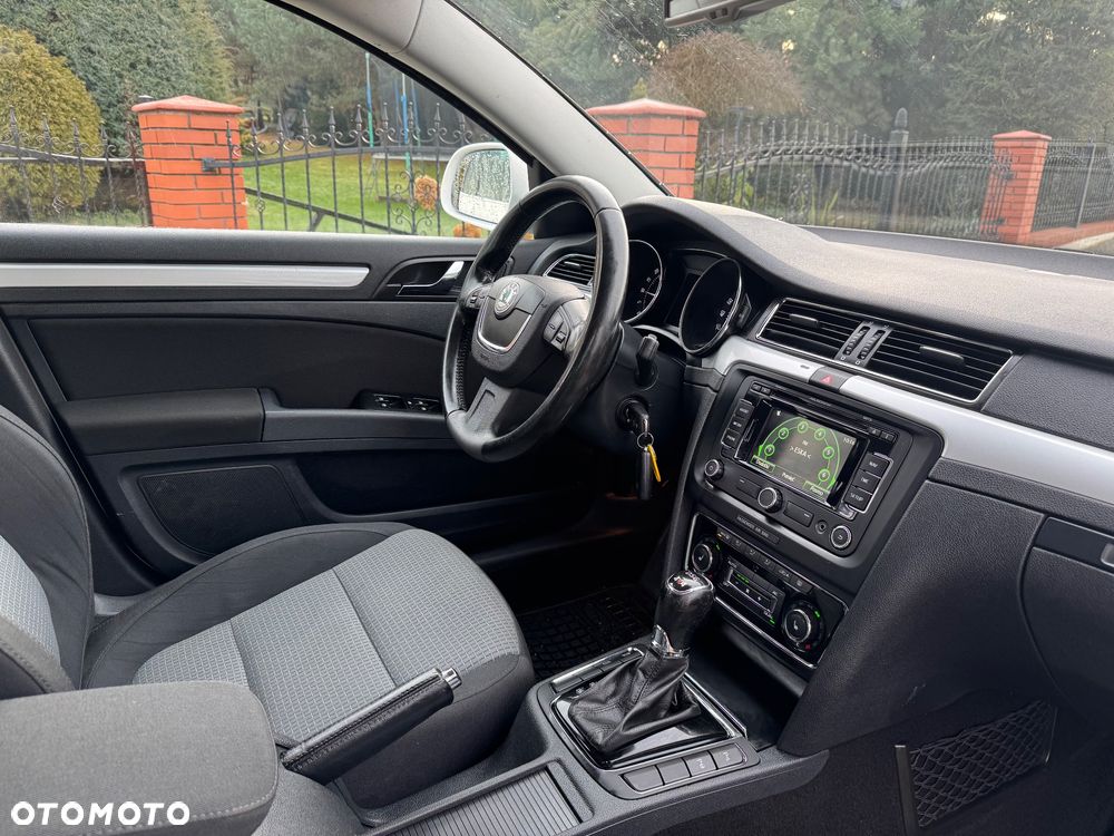 Skoda Superb 2.0 TDI 4x4 DSG Ambition - 15