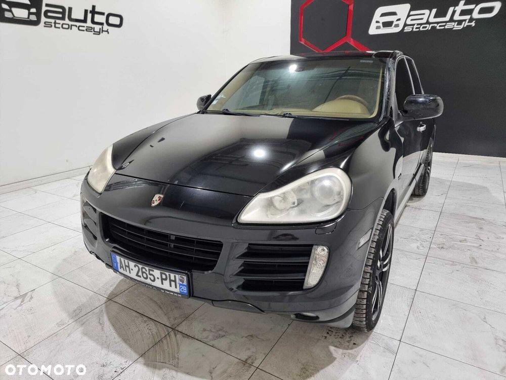 Porsche Cayenne - 15