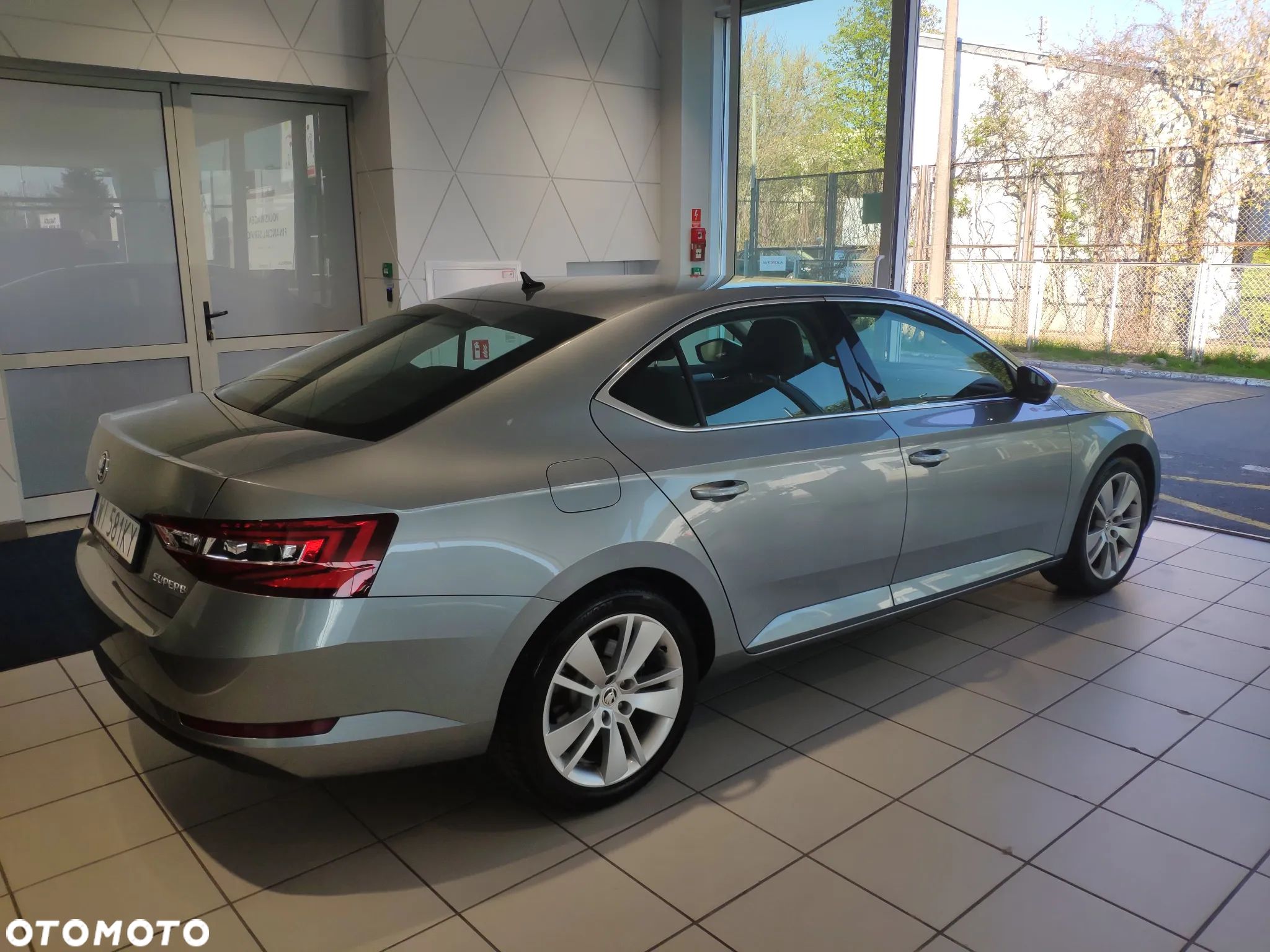 Skoda Superb 2.0 TDI Style DSG - 1