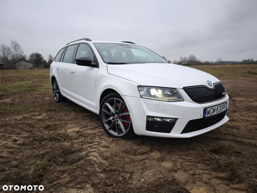 Skoda Octavia 2.0 TDI RS DSG - 14