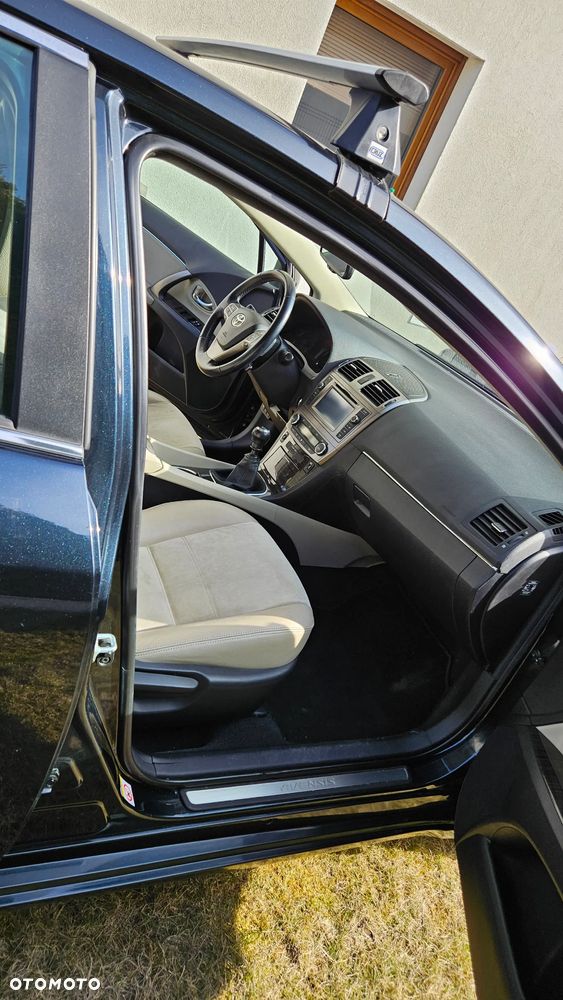 Toyota Avensis 2.0 D-4D Active - 15