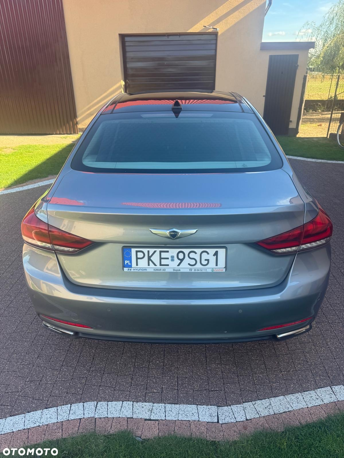 Hyundai Genesis 3.8 V6 GDI - 5