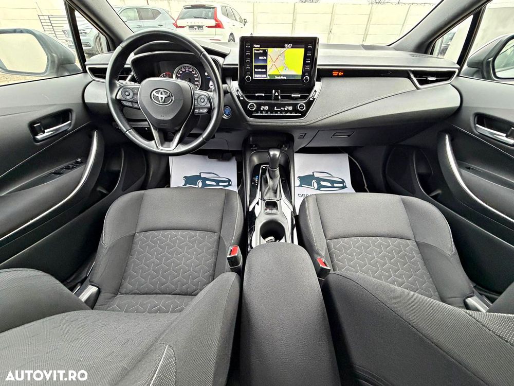 Toyota Corolla 1.8 Business Edition - 9