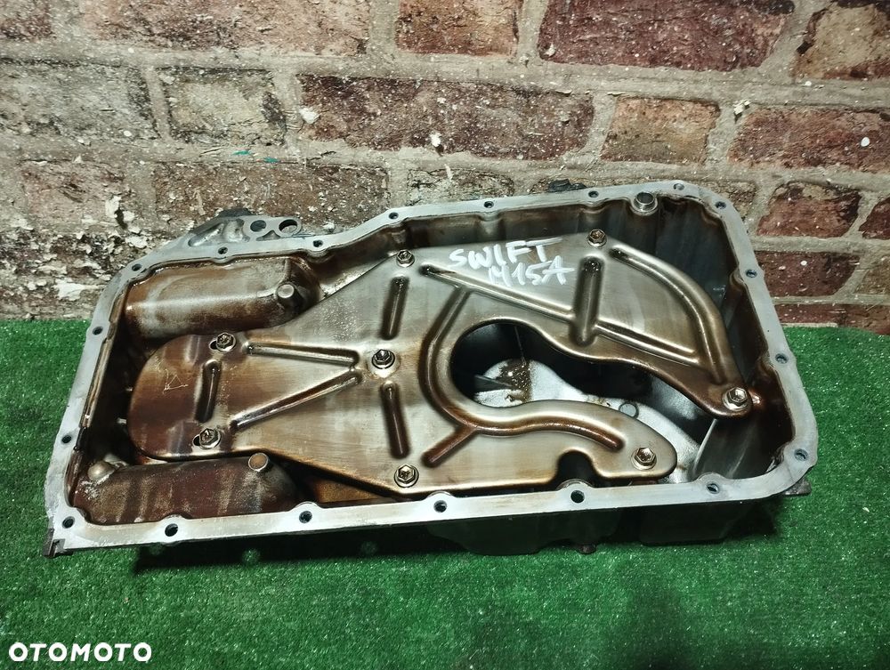 MISKA OLEJU OLEJOWA SUZUKI SWIFT MK6 1.5B 2009 ROK M15A - 2