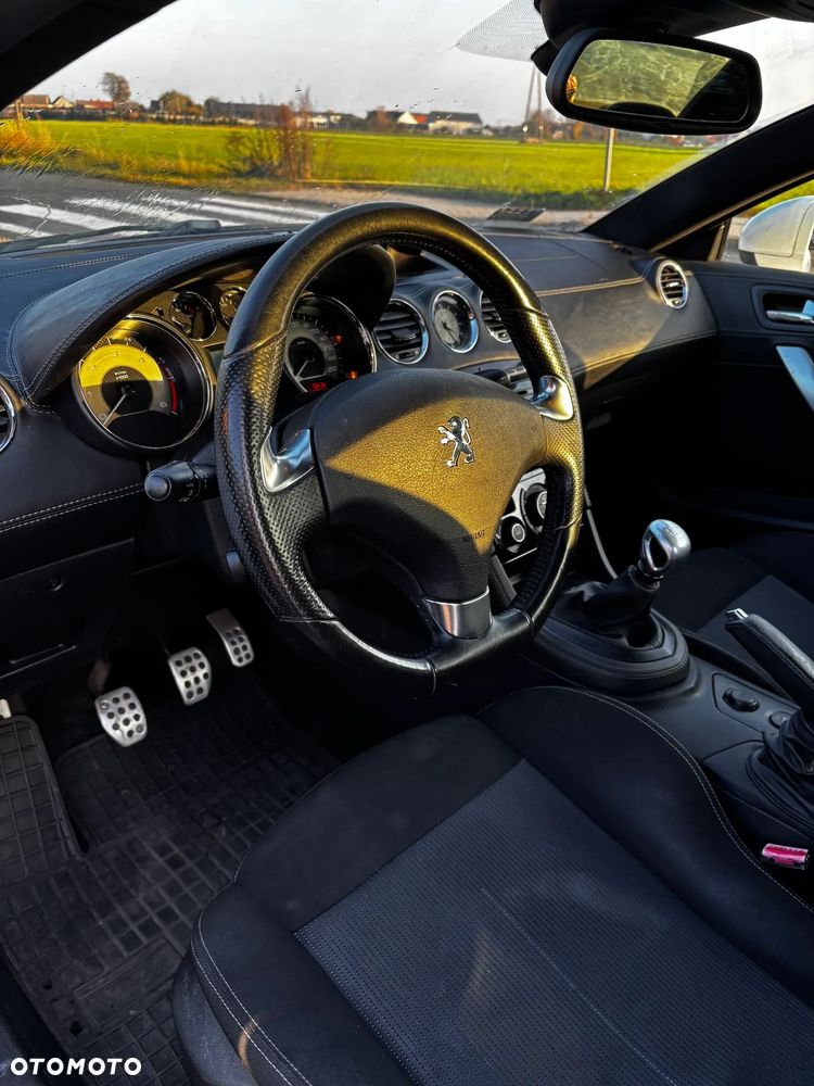 Peugeot RCZ 2.0 HDi - 25
