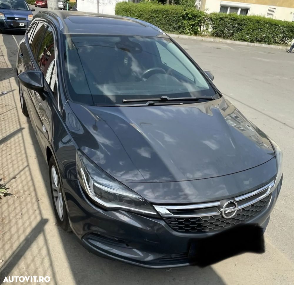 Opel Astra 1.6 CDTI ECOTEC Start/Stop Cosmo - 2