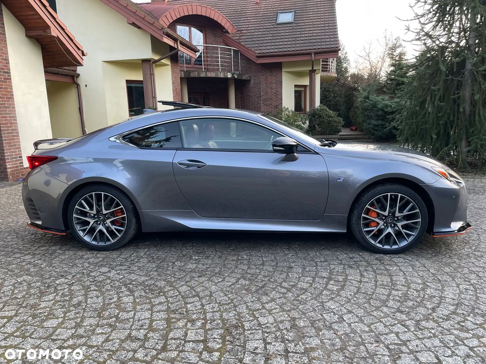 Lexus RC - 23