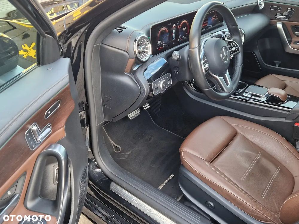 Mercedes-Benz Klasa A 220 4Matic 7G-DCT AMG Line - 10