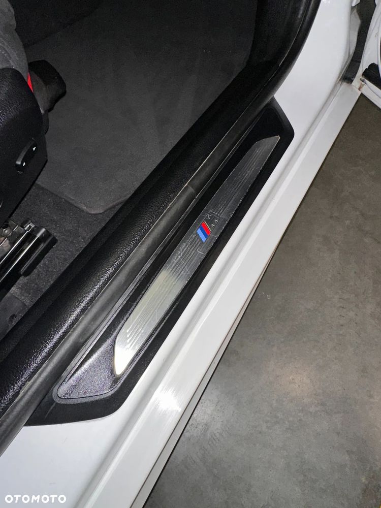 BMW Seria 1 118d M Sport - 22