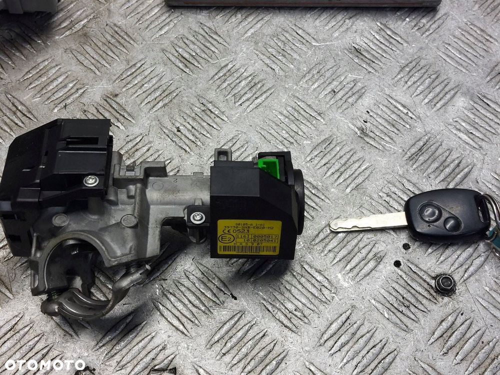 ZESTAW STARTOWY HONDA CIVIC VIII 1.8 16V SEDAN 37820-RNA-E11 - 4