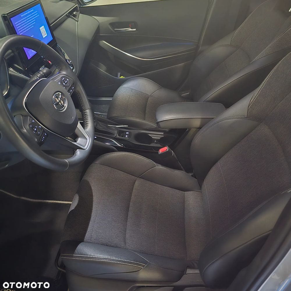 Toyota Corolla 1.8 Hybrid Style - 12