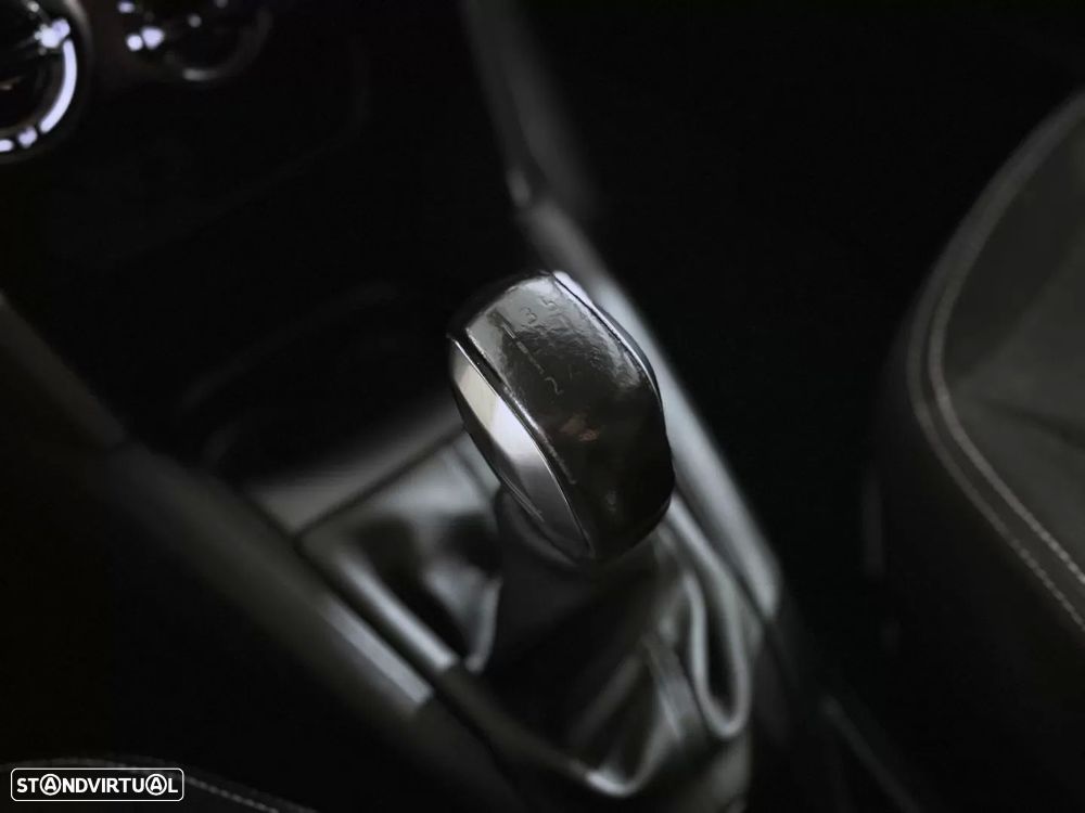 Peugeot 208 1.6 BlueHDi Style - 12