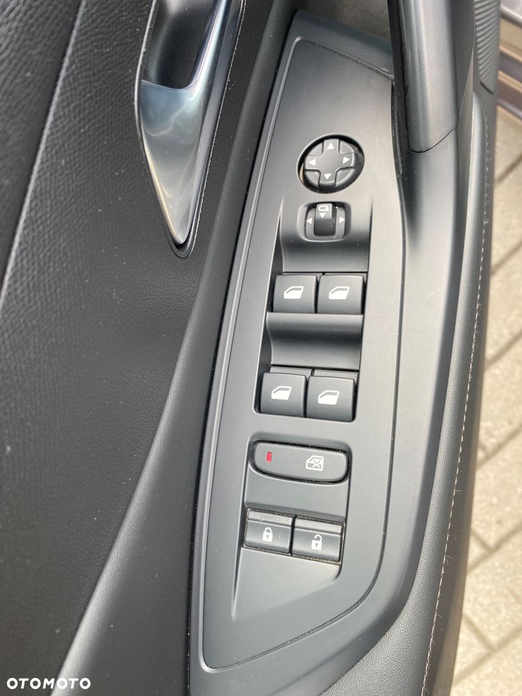 Peugeot 308 PureTech 130 GPF EAT8 Stop & Start Allure Pack - 13