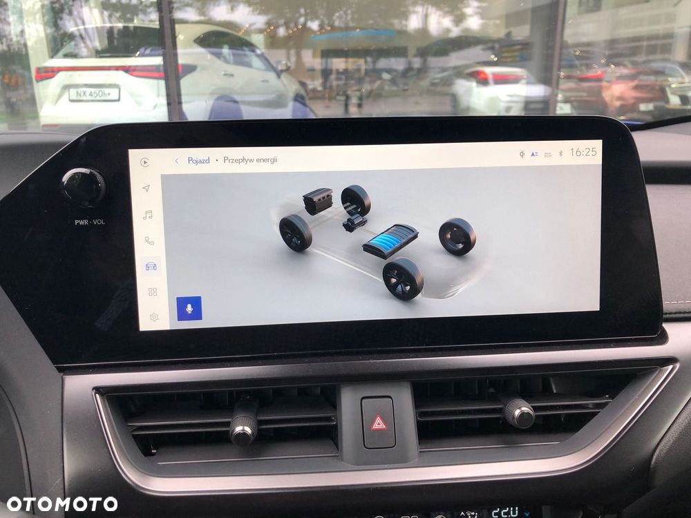 Lexus UX 300h F Sport Design - 18