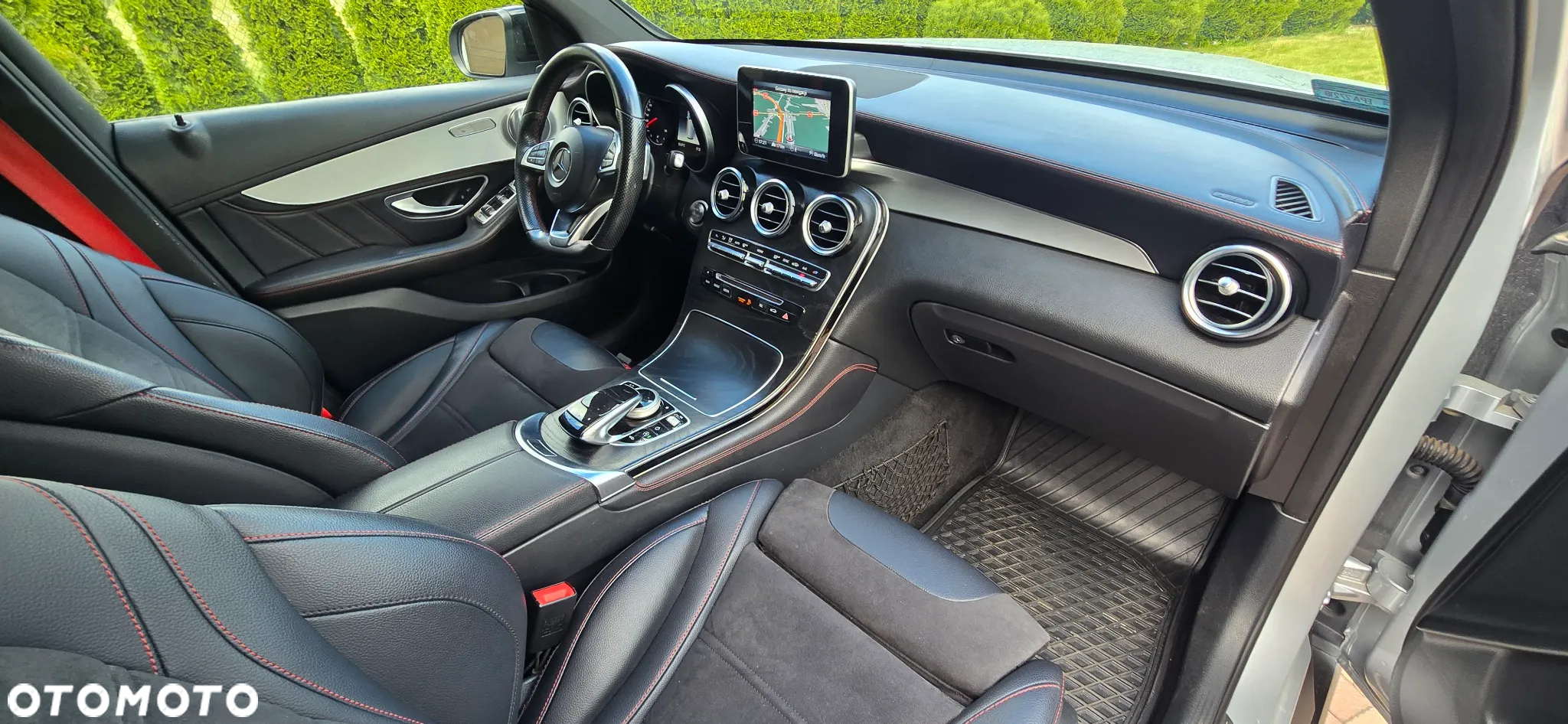 Mercedes-Benz GLC AMG Coupe 43 4Matic 9G-TRONIC - 34