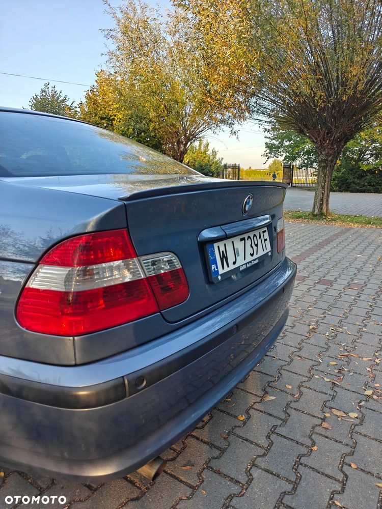 BMW Seria 3 318i - 17