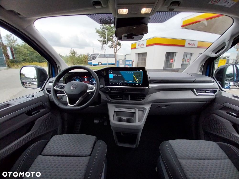 Volkswagen Caravelle Life silnik: 2,0 l TDI 150 KM / skrzynia biegów: 8-biegowa automatyczna rozstaw osi: 3500 mm - 11