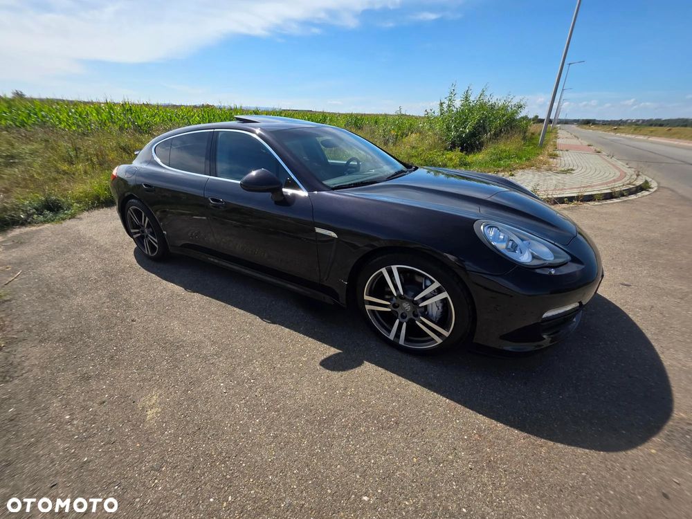 Porsche Panamera 4S PDK - 22