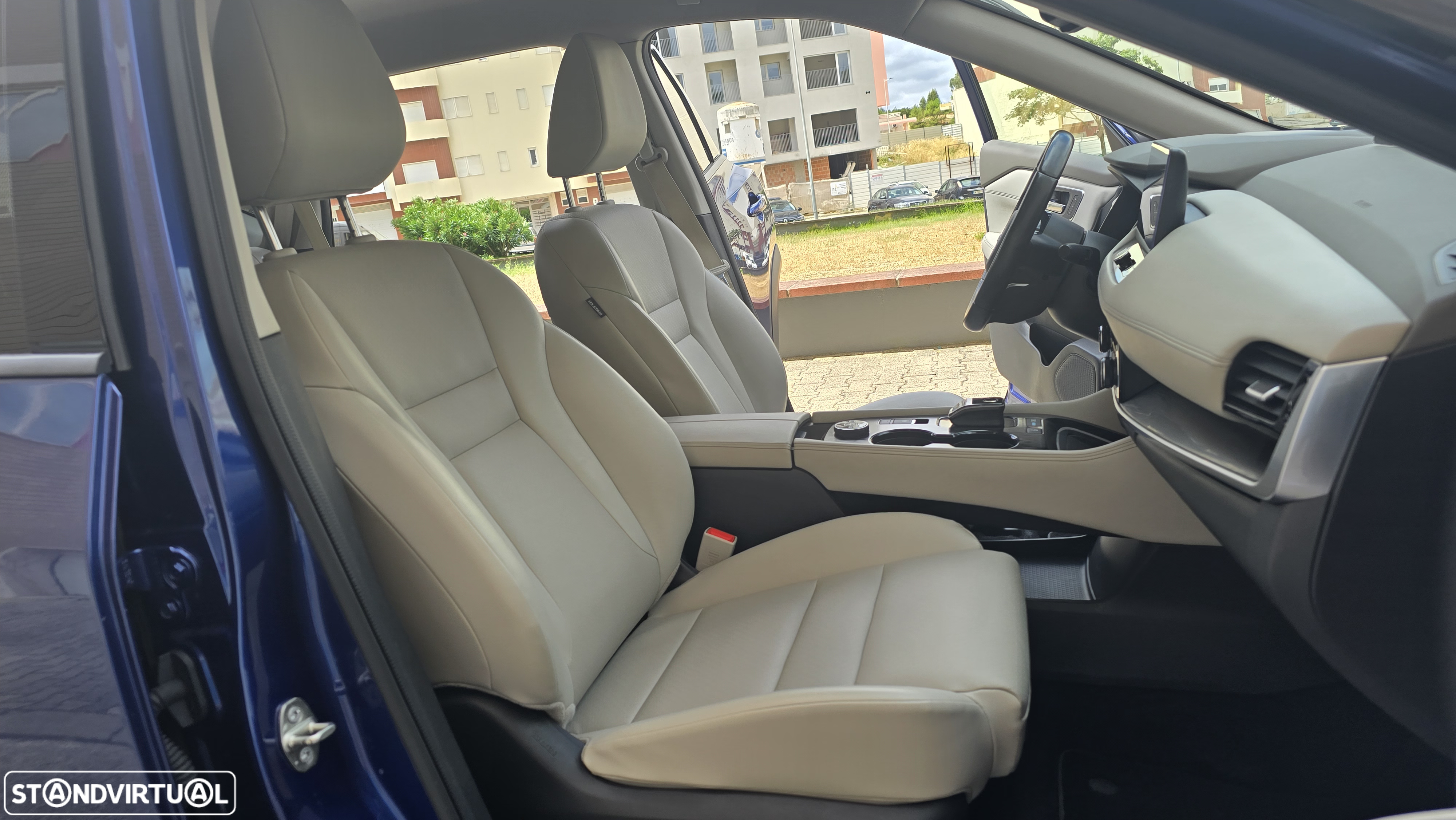 Nissan X-Trail 1.5 e-Power Tekna+ 7L e-4force - 27