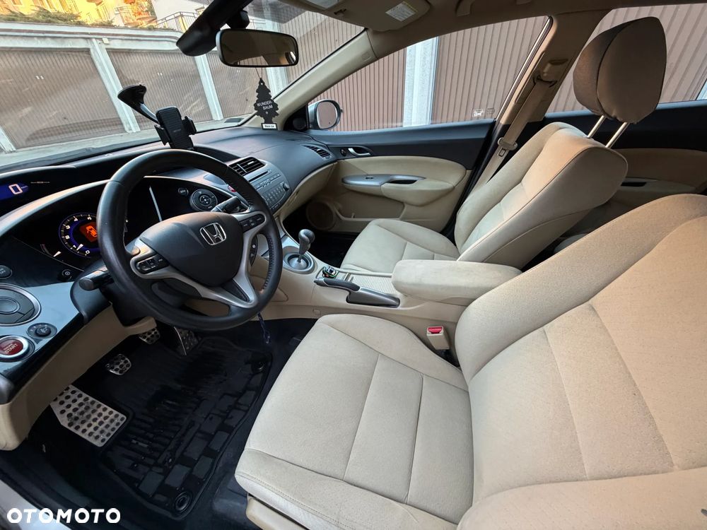 Honda Civic 1.8 Comfort - 14