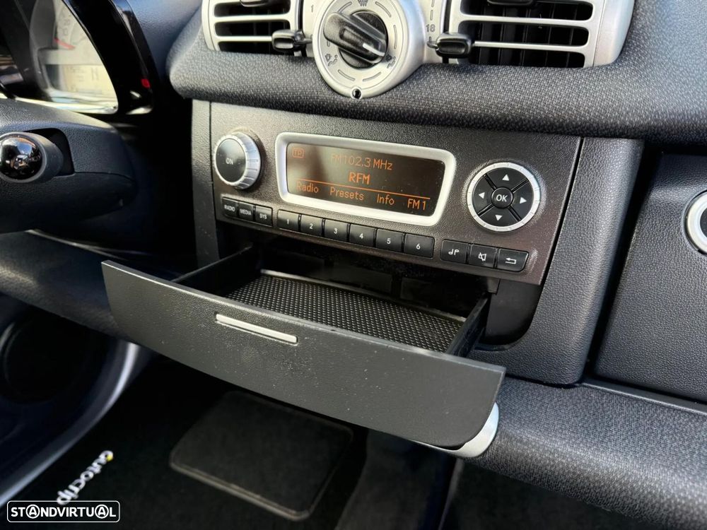 Smart ForTwo Coupé 1.0 mhd Passion 71 - 17