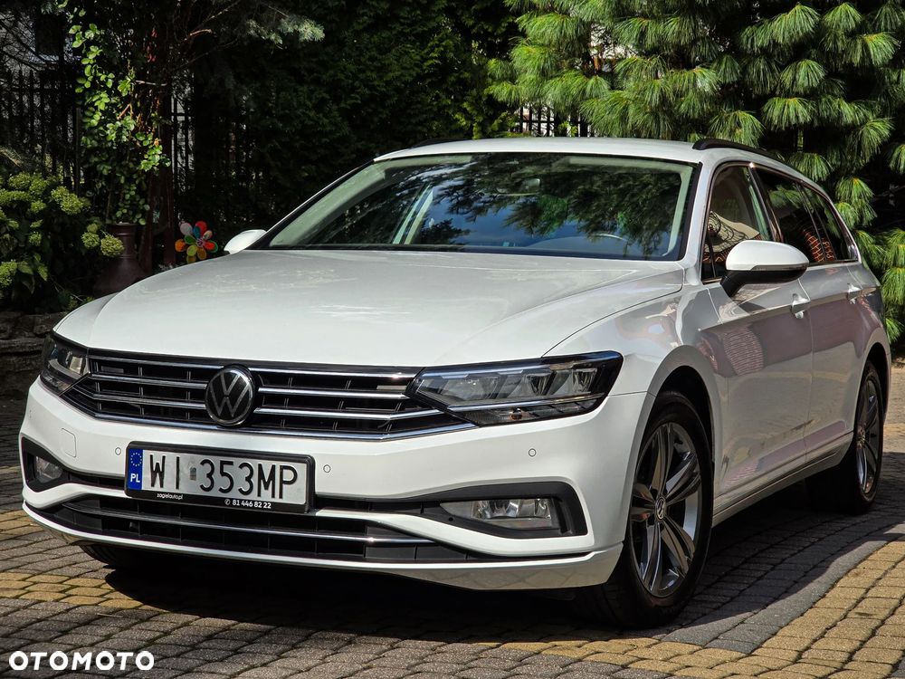 Volkswagen Passat Variant 2.0 TDI EVO Elegance DSG - 4