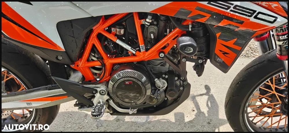 KTM 690 SMC R - 4