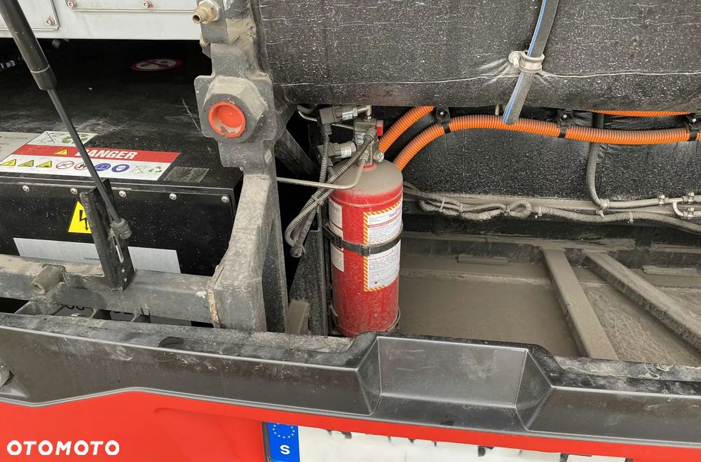 Solaris URBINO 12 Hydrogen / 81 PASAŻERÓW / MODEL 2022 / STAN JAK NOWY / BEZWYPADKOWY / OKAZJA / MOŻLIWOŚĆ TRANSPORTU / EURO 6 - 27