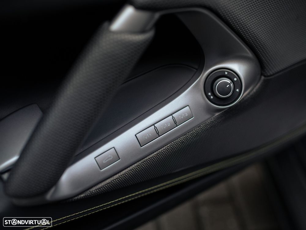 Ferrari 812 Superfast Standard - 42