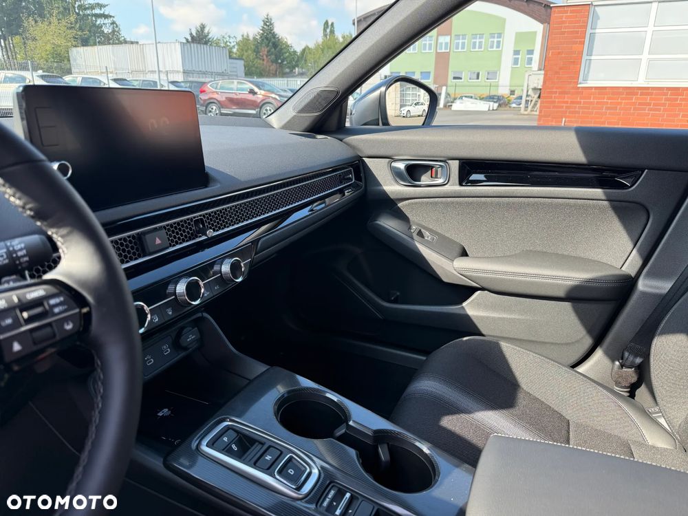 Honda Civic 2.0 i-MMD Sport CVT - 11