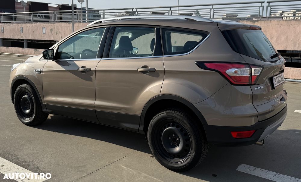 Ford Kuga 1.5 EcoBoost 2x4 Aut. Trend - 5