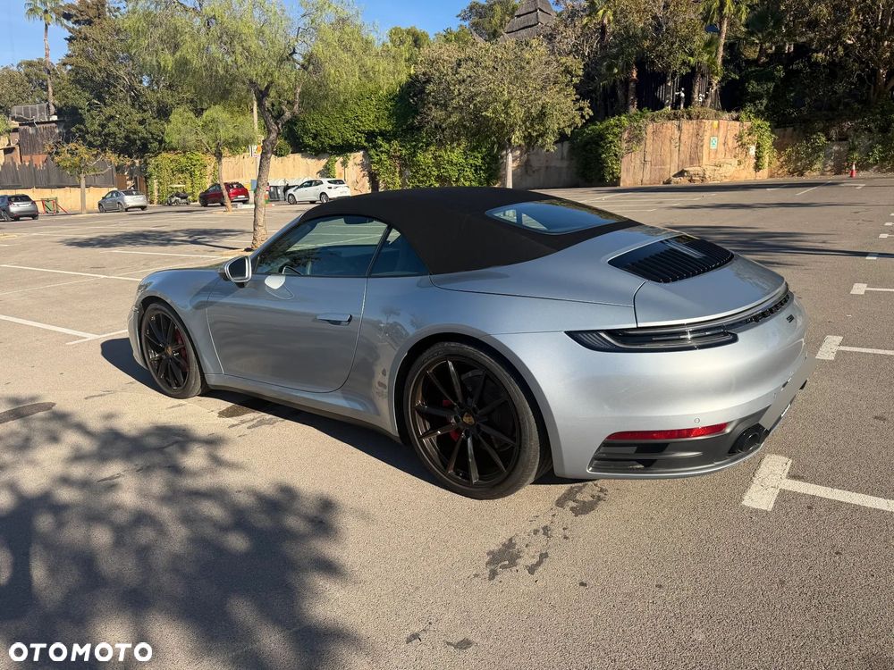 Porsche 911 Carrera - 7