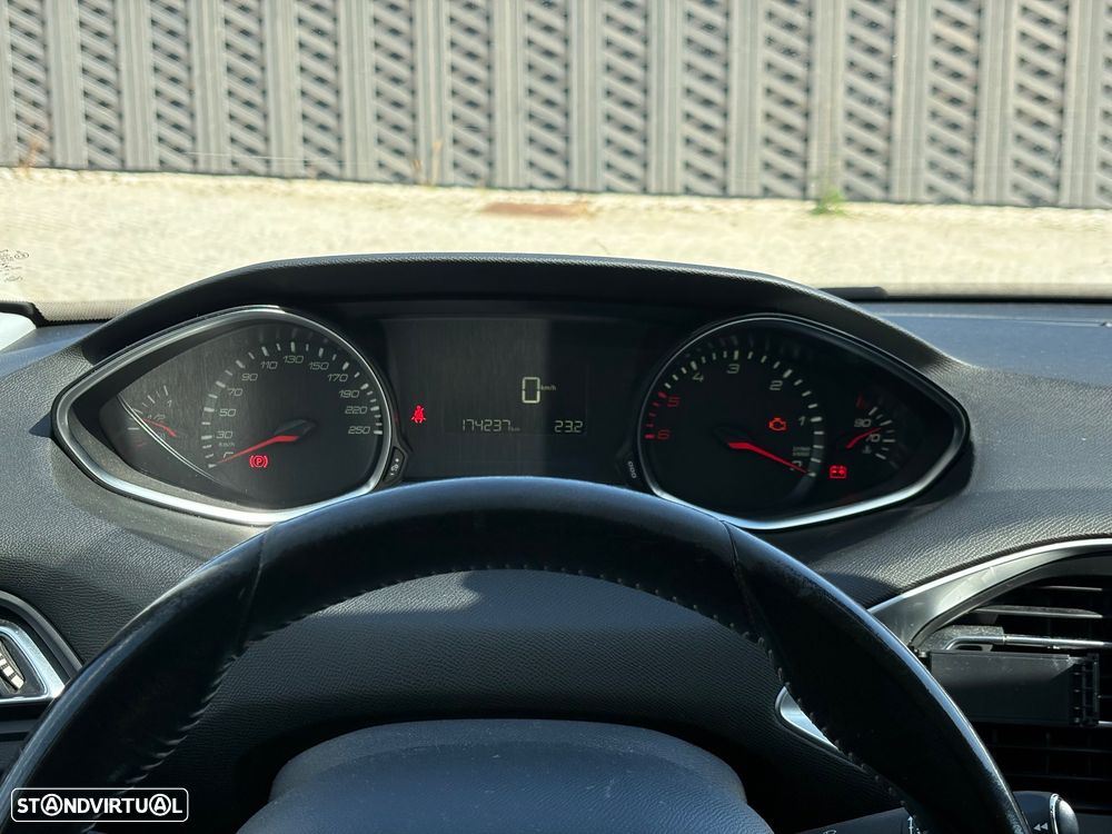 Peugeot 308 1.6 BlueHDi Active - 11