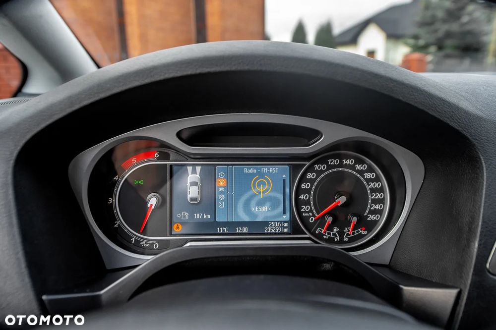 Ford S-Max 2.0 TDCi Titanium - 24