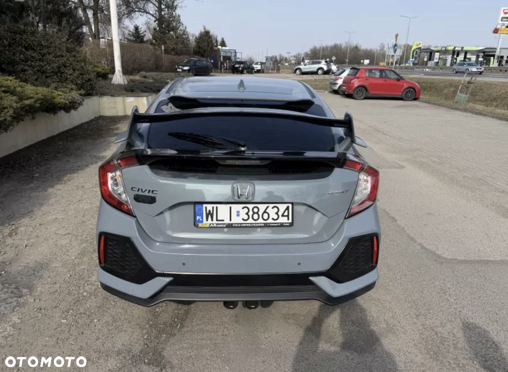 Honda Civic 1.5 i-VTEC Turbo CVT Sport - 8