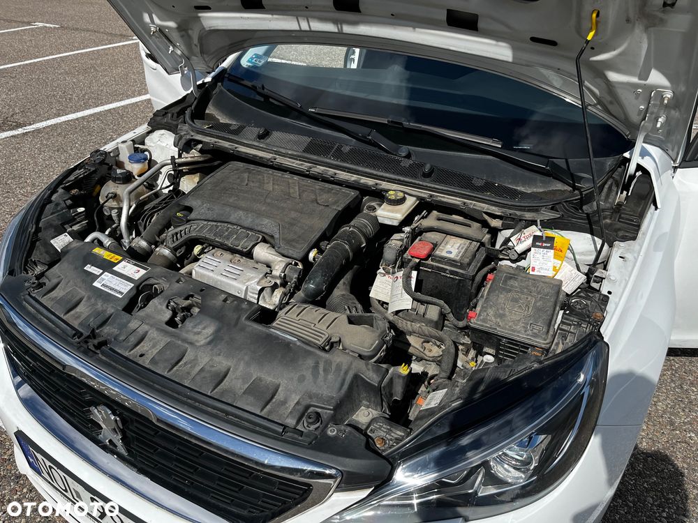 Peugeot 308 1.2 PureTech GPF Active S&S - 14
