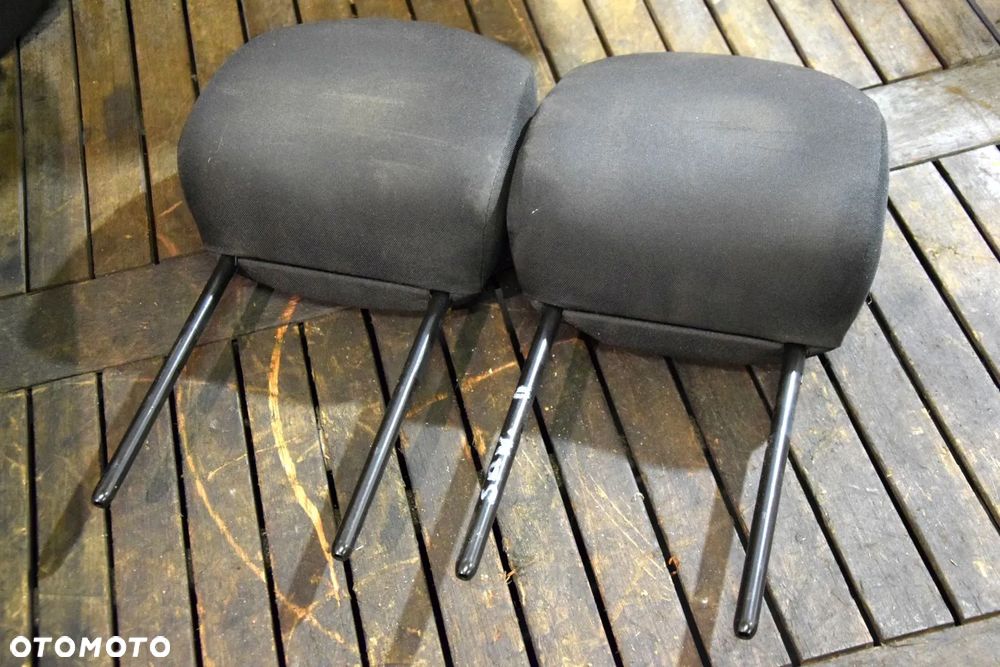 Dacia Sandero II 12- Logan II Zagłówek przedni przód ciemny - 1