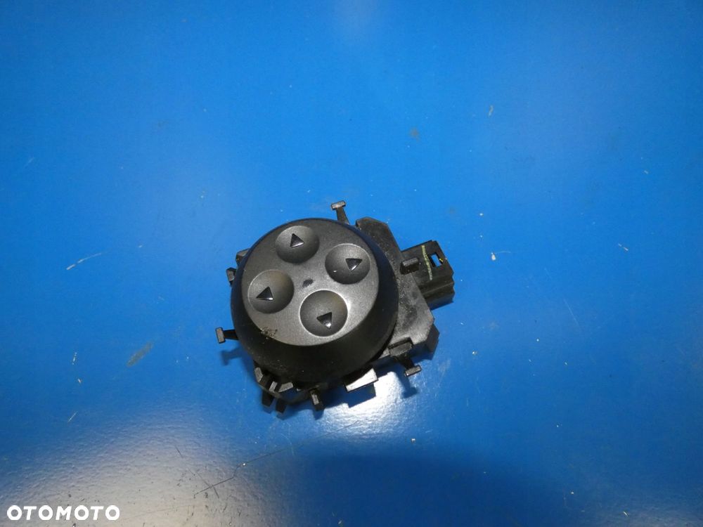 MERCEDES ML W164 PANEL STEROWANIA FOTELA PRAWY - 1