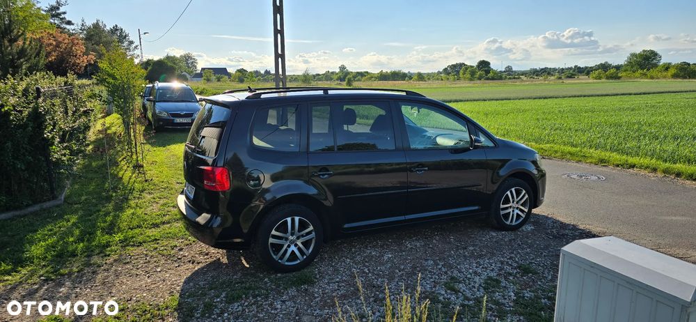 Volkswagen Touran - 7