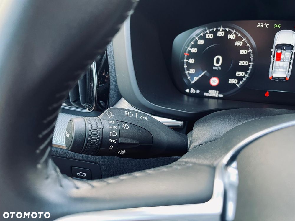 Volvo XC 60 D4 AWD Geartronic Inscription - 13
