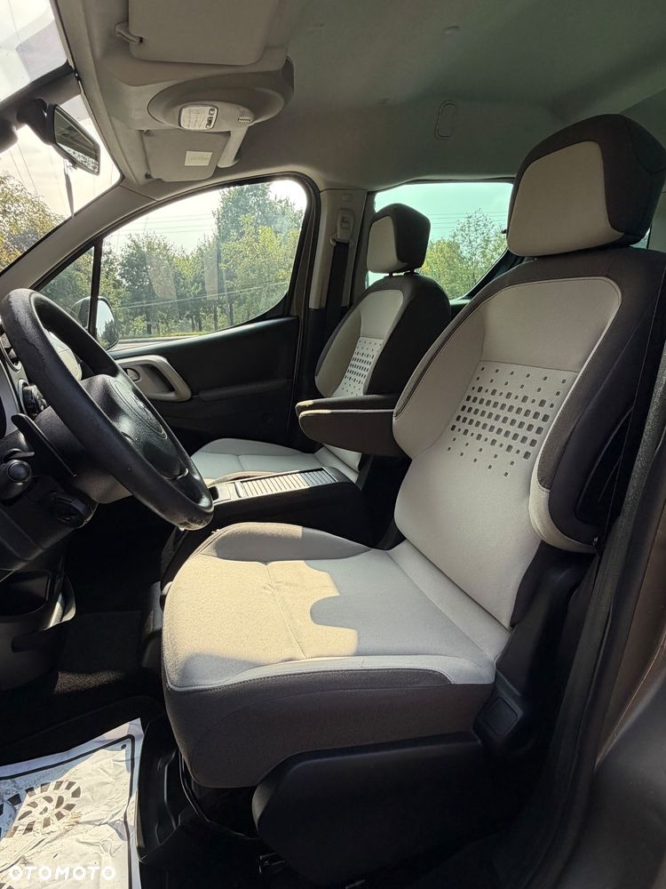 Citroën Berlingo e-HDi 90 FAP EGS6 Multispace Exclusive - 22