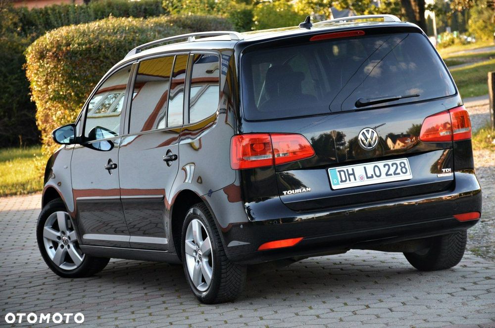 Volkswagen Touran - 9