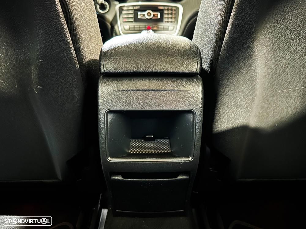 Mercedes-Benz A 180 CDI BlueEFFICIENCY Edition - 24
