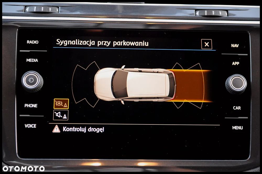 Volkswagen Tiguan 2.0 TDI SCR DSG R-Line - 32