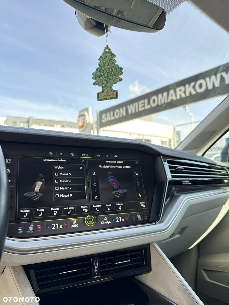 Volkswagen Touareg - 36