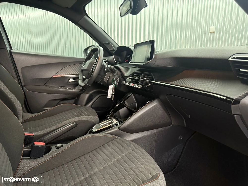 Peugeot 2008 1.5 BlueHDi Active Pack EAT8 - 21
