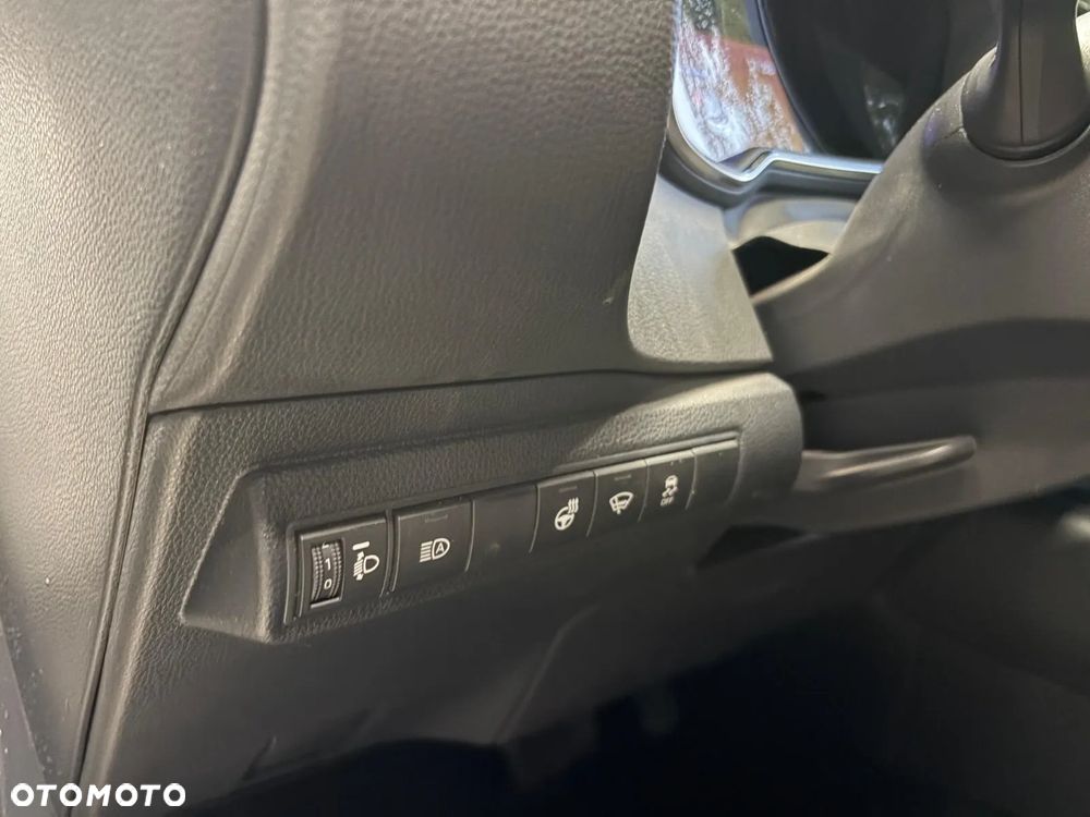 Suzuki Swace 1.8 Hybrid Premium Plus CVT - 18