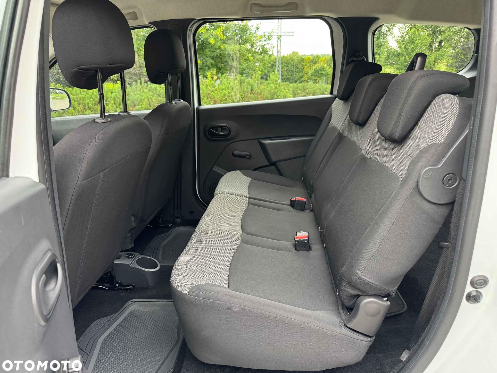 Dacia Lodgy TCe 100 GPF Start - 19